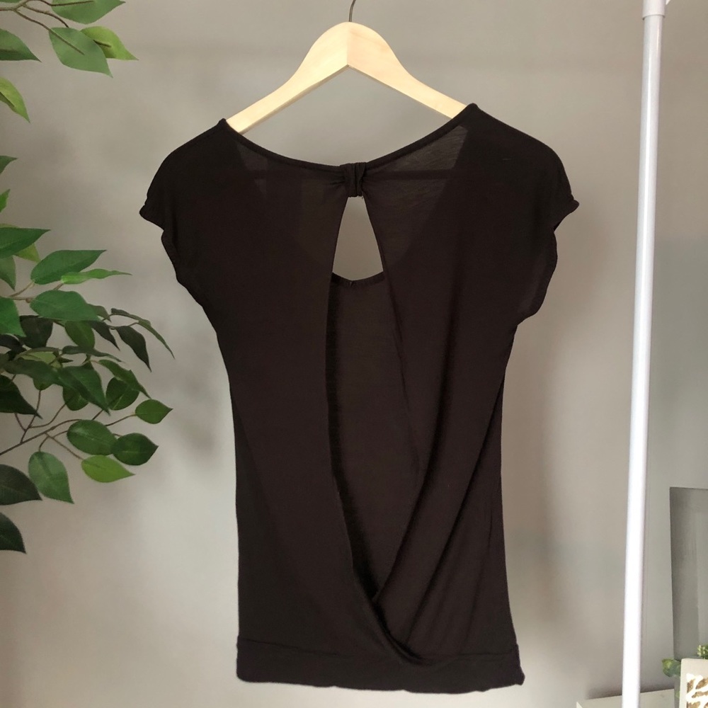 Top - Picture 2 of 2